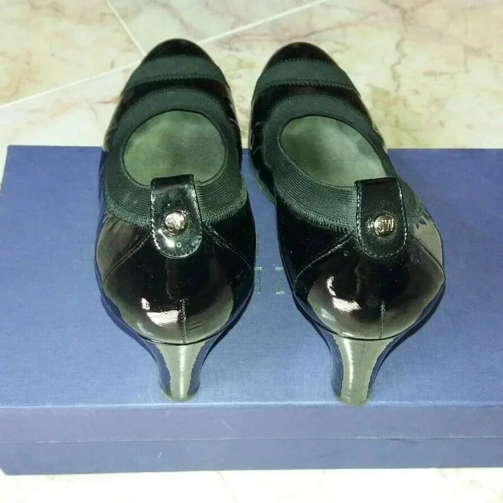 Stuart Weitzman Women's Black Patent Leather Pumps - Picture 3 of 4